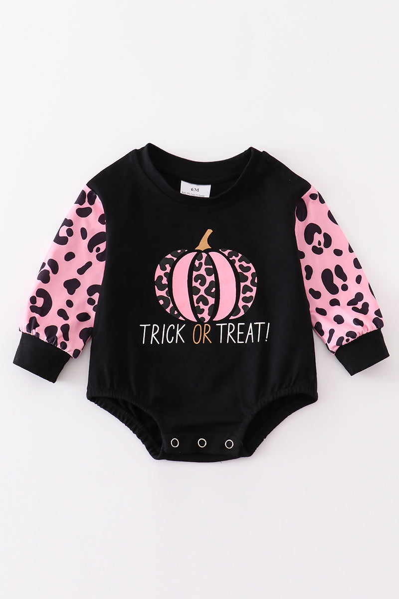 (Custom Design Preorder MOQ 5) TRICK Pink Leopard Pumpkin Print Baby Girls Halloween Romper