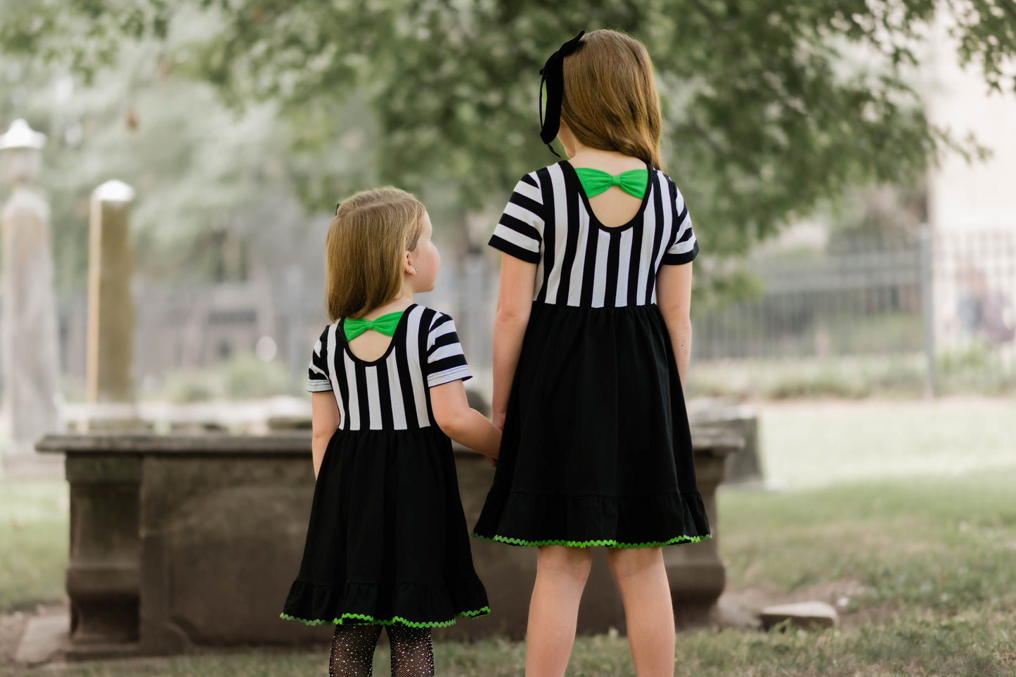 (Custom Design Preorder MOQ 5) Movie Character Black Stripes Girls Knee Length Halloween Dress