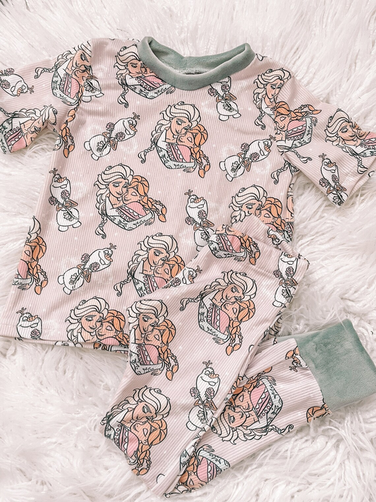 (Custom Design Preorder MOQ 5)  Cartoon Princess Print Girls Pajamas Ribbed Clothes Set