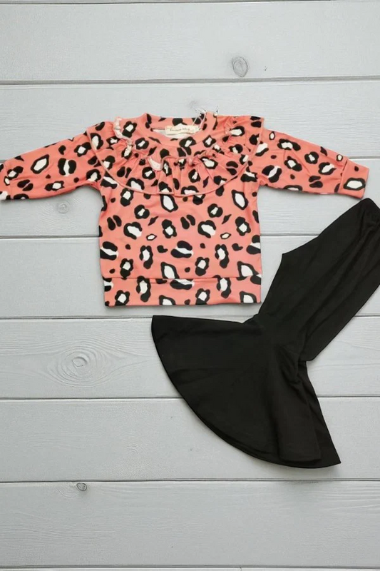(Custom Design Preorder MOQ 5) Leopard Top Black Bell Pants Girls Fall Clothes Set