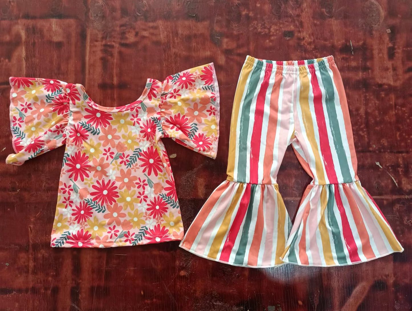 (Custom Design Preorder MOQ 5) Flowers Top Stripes Bell Pants Girls Clothes Set