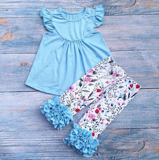(Custom Design Preorder MOQ 5) Blue Top Flowers Capri Pants Girls Clothes Set