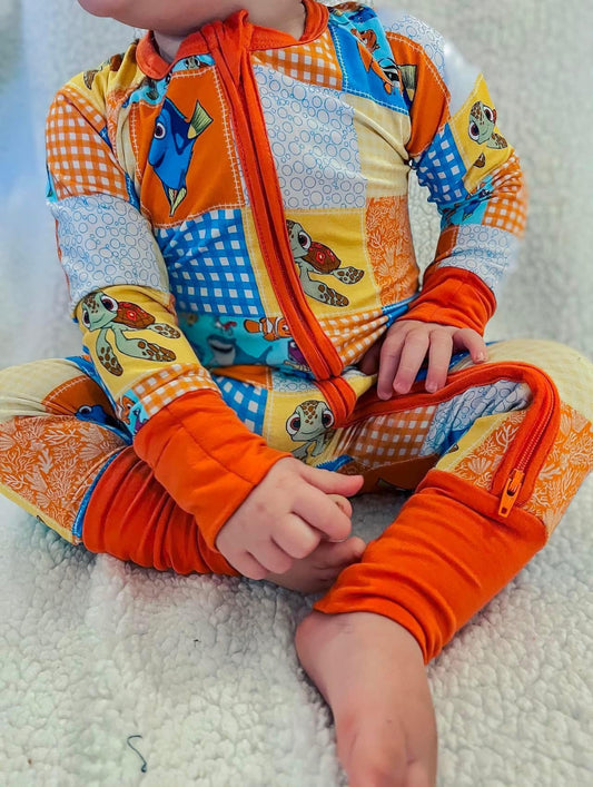 (Custom Design Preorder MOQ 5) Cartoon Fish Orange Print Baby Sleeper Zipper Romper
