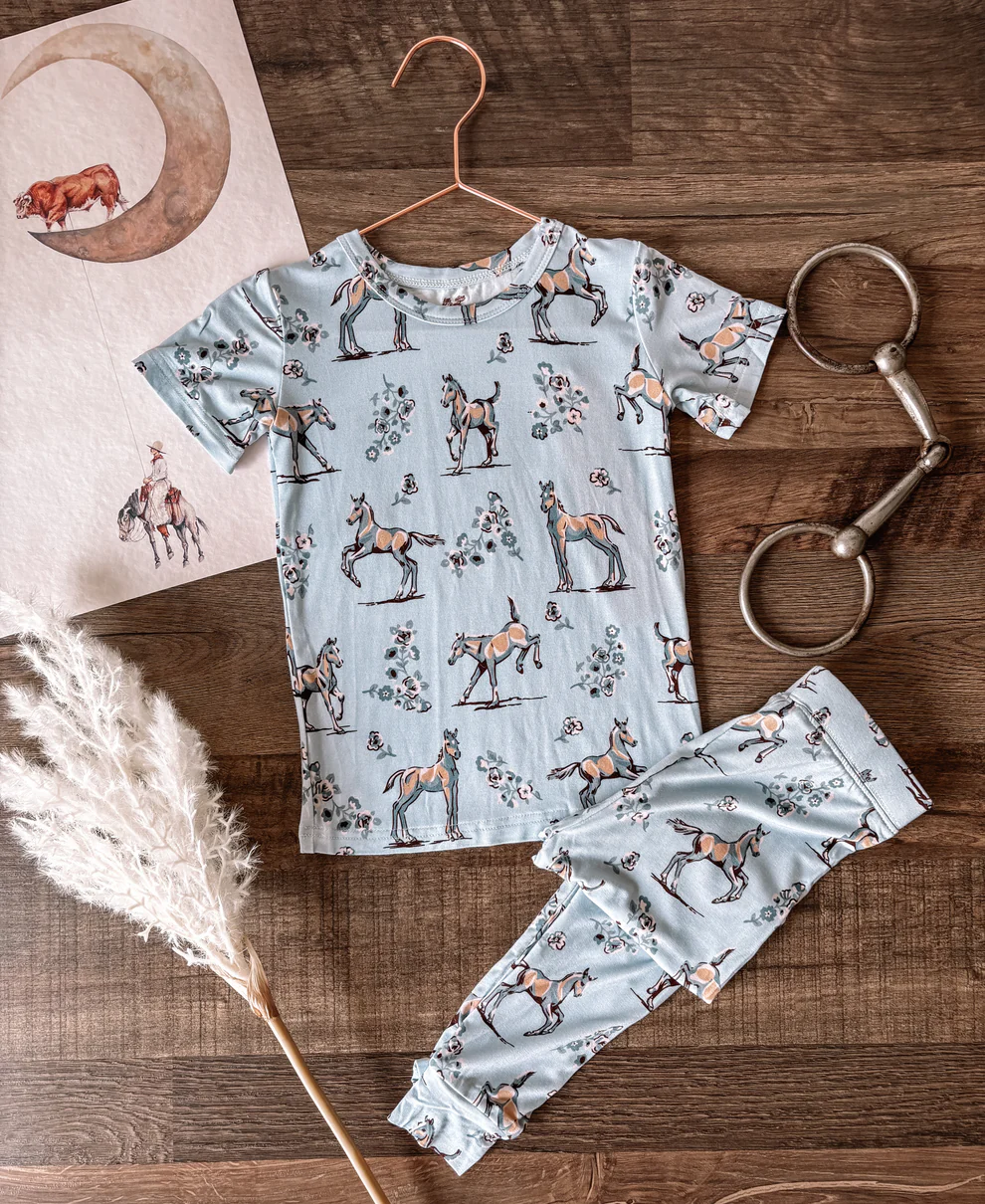 (Custom Design Preorder MOQ 5) Horse Flowers Grey Print Girls Bamboo Pajamas Clothes Set