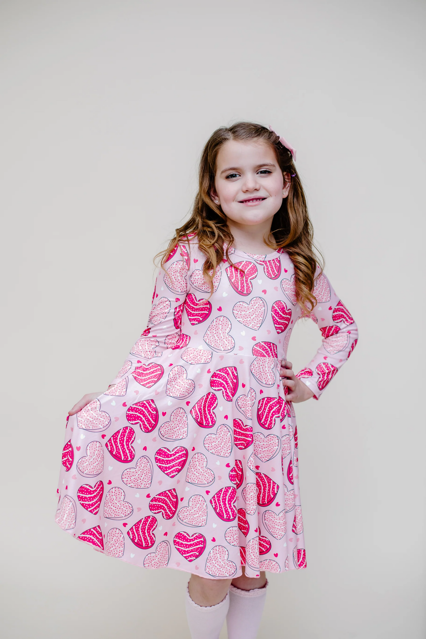 (Custom Design Preorder MOQ 5) Heart Cake Print Girls Valentine's Knee Length Dress