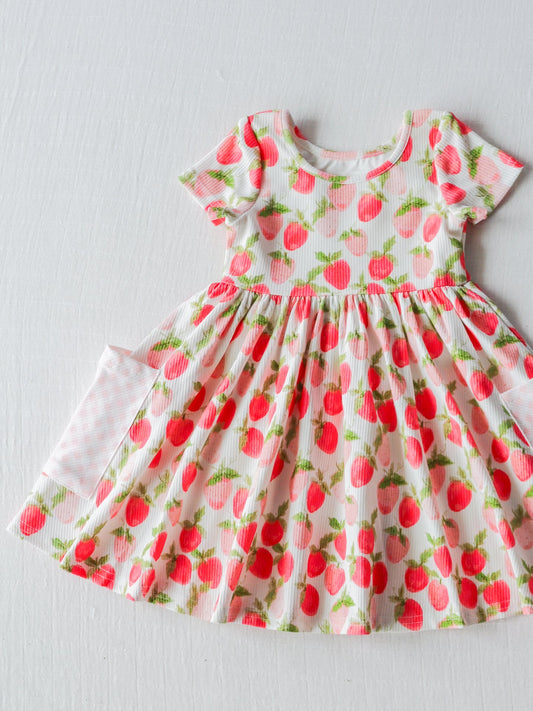 (Custom Design Preorder MOQ 5) NO.13 Strawberry Print Pockets Girls Knee Length Summer Dress