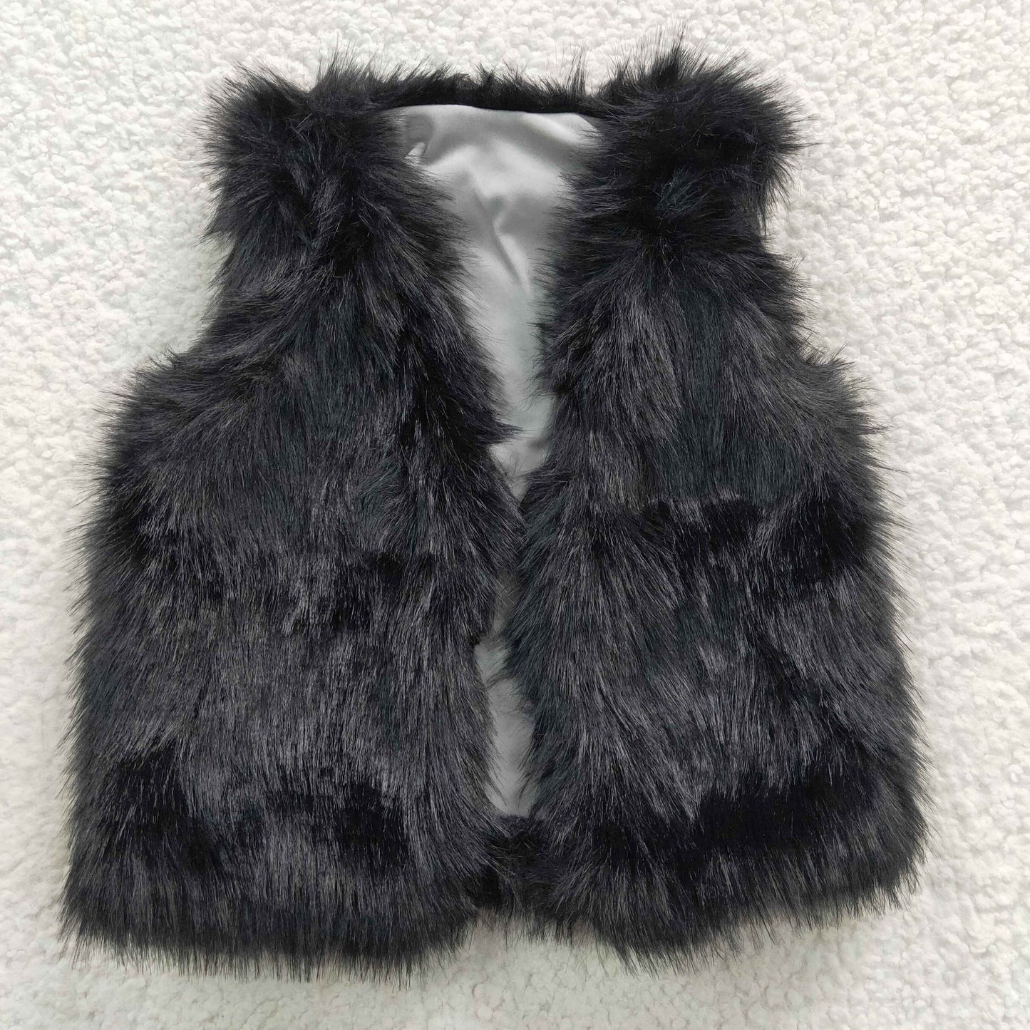 Girls black winter faux fur vest 	 6 B0-3