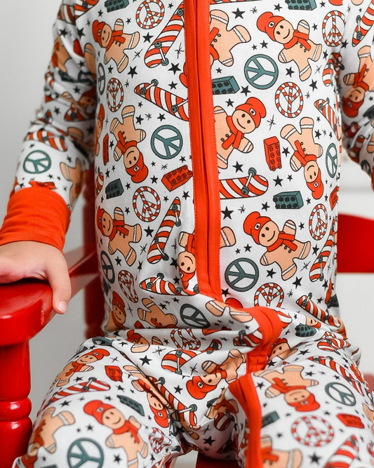 (Split Order Preorder) Deadline November 4 Gingerbread Print Baby Boys Christmas Sleeper Zipper Romper