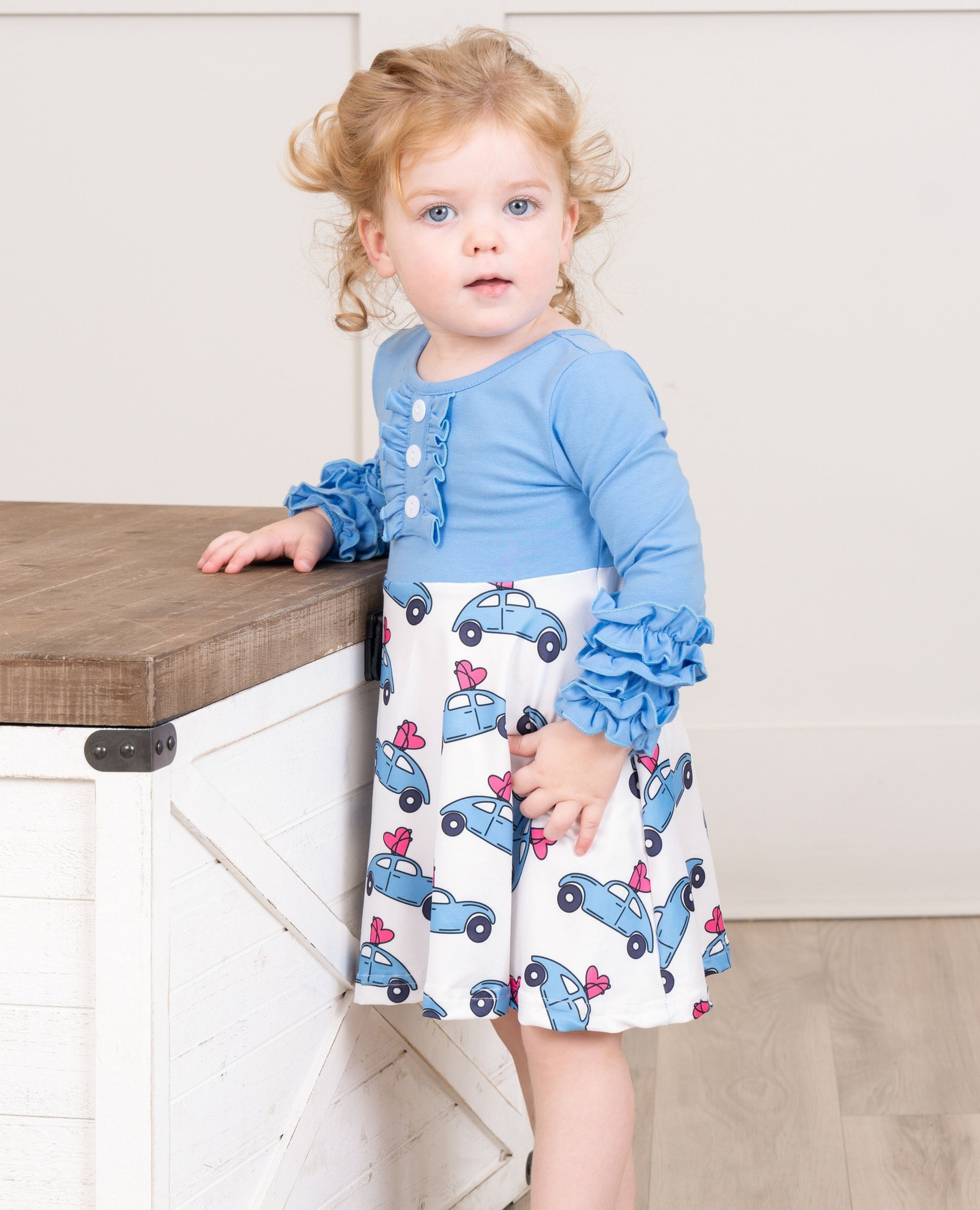 (Custom Design Preorder MOQ 5) Trucks Hearts Print Girls Valentine's Day Knee Length Dress