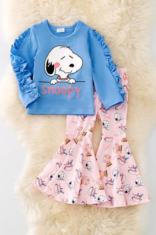 (Custom Design Preorder MOQ 5) Cartoon Dog Blue Top Bell Pants Girls Clothes Set