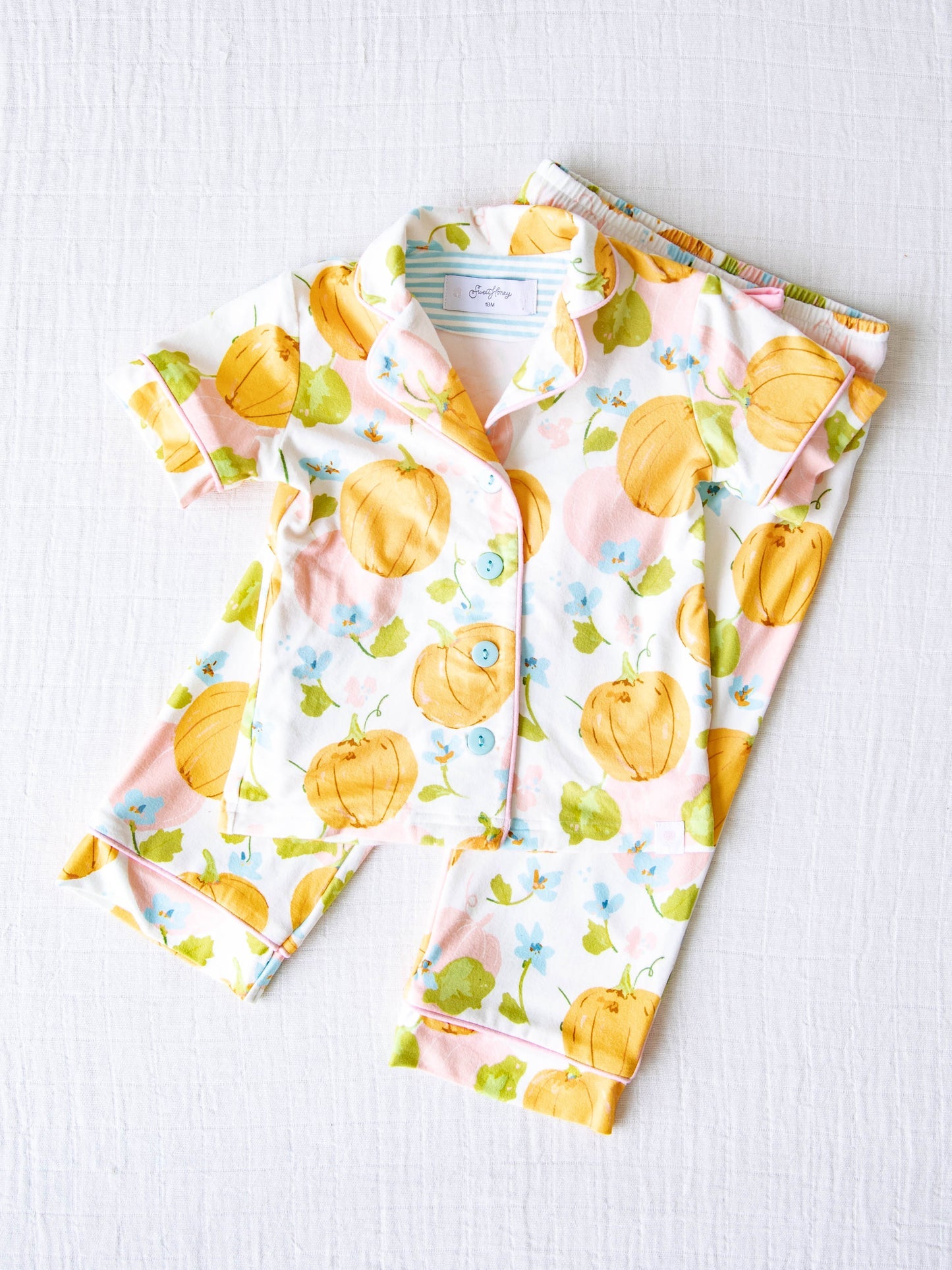 (Custom Design Preorder MOQ 5) Pumpkin Flowers Print Girls Fall Buttons Pajamas Clothes Set