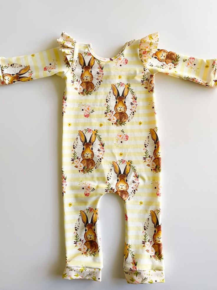 (Custom Design Preorder MOQ 5) Flowers Bunny Print Baby Girls Easter Romper