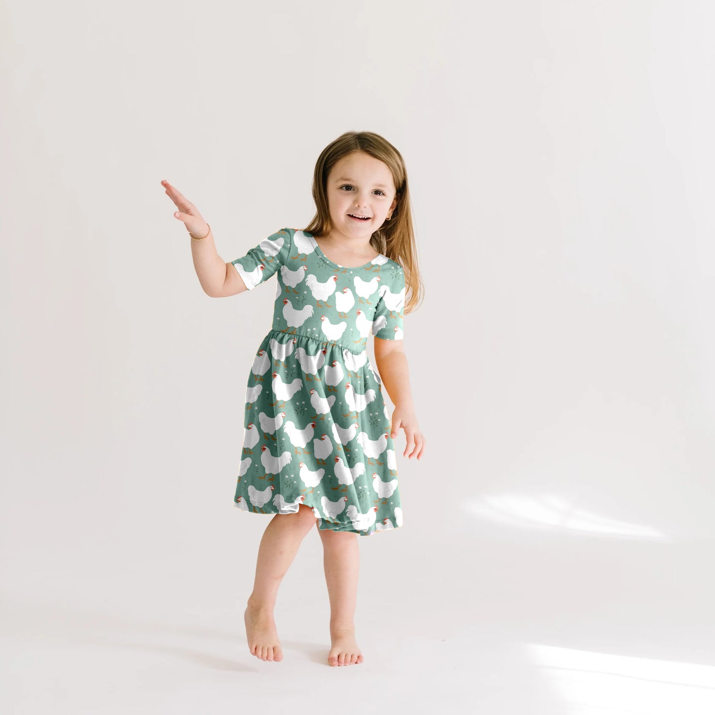 (Custom Design Preorder MOQ 5) Chichen Green Print Girls Summer Knee Length Dress