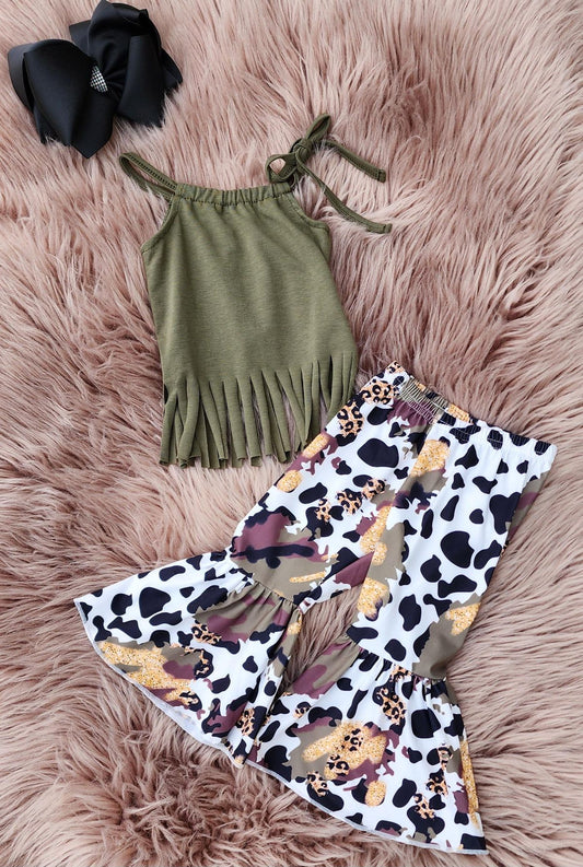 (Custom Design Preorder MOQ 5) Green Tassels Top Leopard Bell Pants Girls Clothes Set