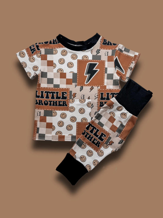 (Pre-order)BSPO0492  Little Brother Smiling Face Flash Print Boys Clothes Set