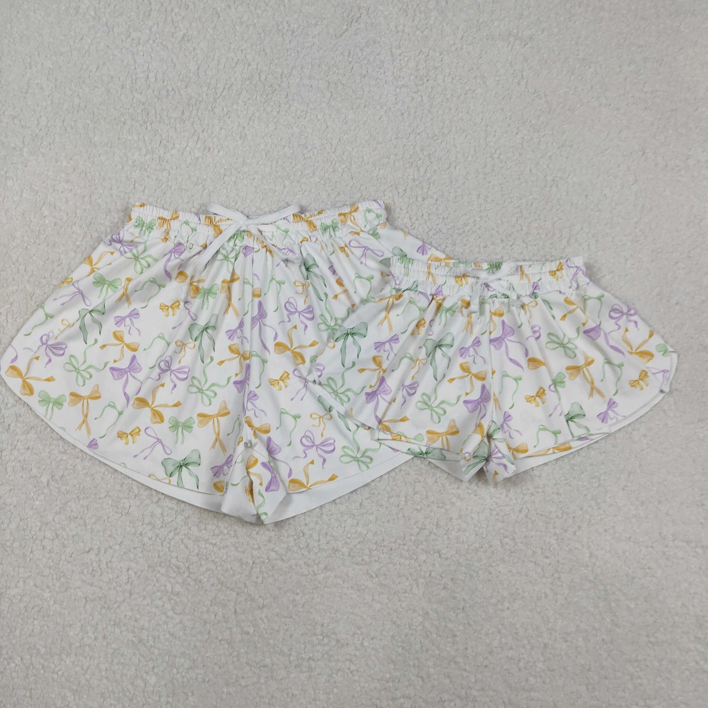 Colorful Bows Print Mom and Me Mardi Gras Bottom Yoga Flutter Shorts