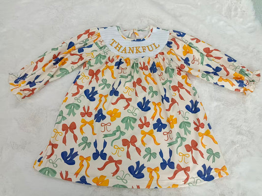 (Pre-order)GLD1086 Colorful Bows Thankful Print Girls Thanksgiving Smocked Knee Length Dress