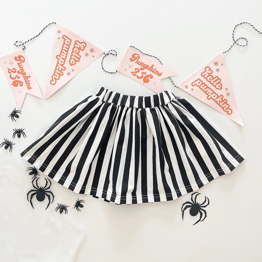 (Pre-order)GLK0030 Black Stripes Print Girls Skirts