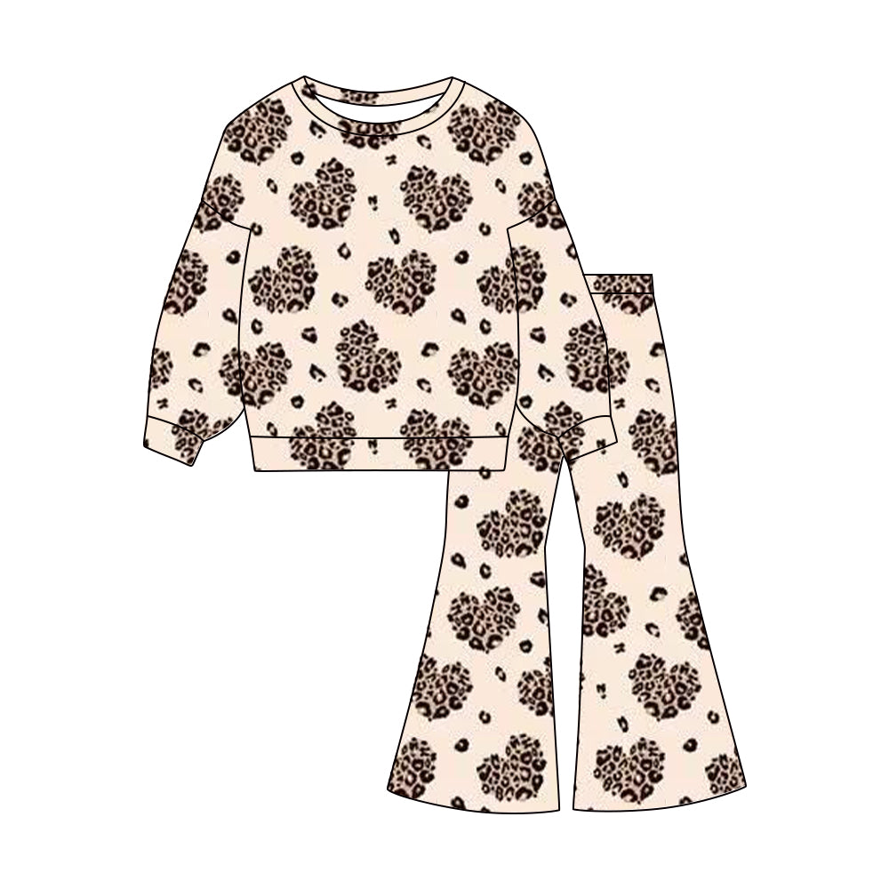 (Pre-order)GLP3098 Heart Leopard Top Bell Pants Girls Valentine's Day Clothes Set