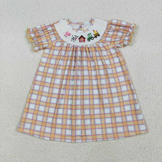 GSD2276  Farm Animals Embroidery Plaid Girls Summer Knee Length Smocked Dress