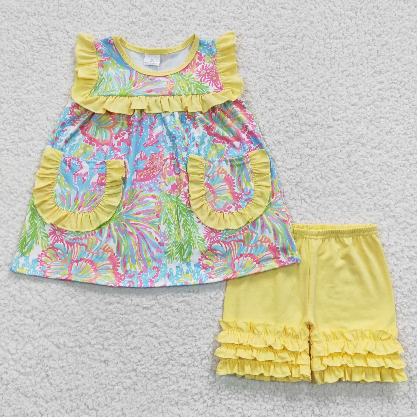 GSSO0337 Flowers pockets sleeveless ruffles girls summer clothes set