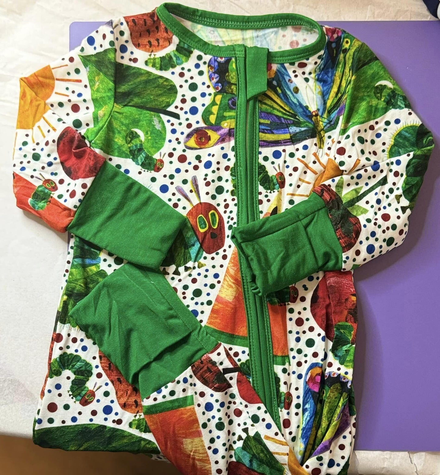 (Custom Design Preorder MOQ 3) I‘m Hungry Caterpillar Print Baby Sleeper Zipper Romper