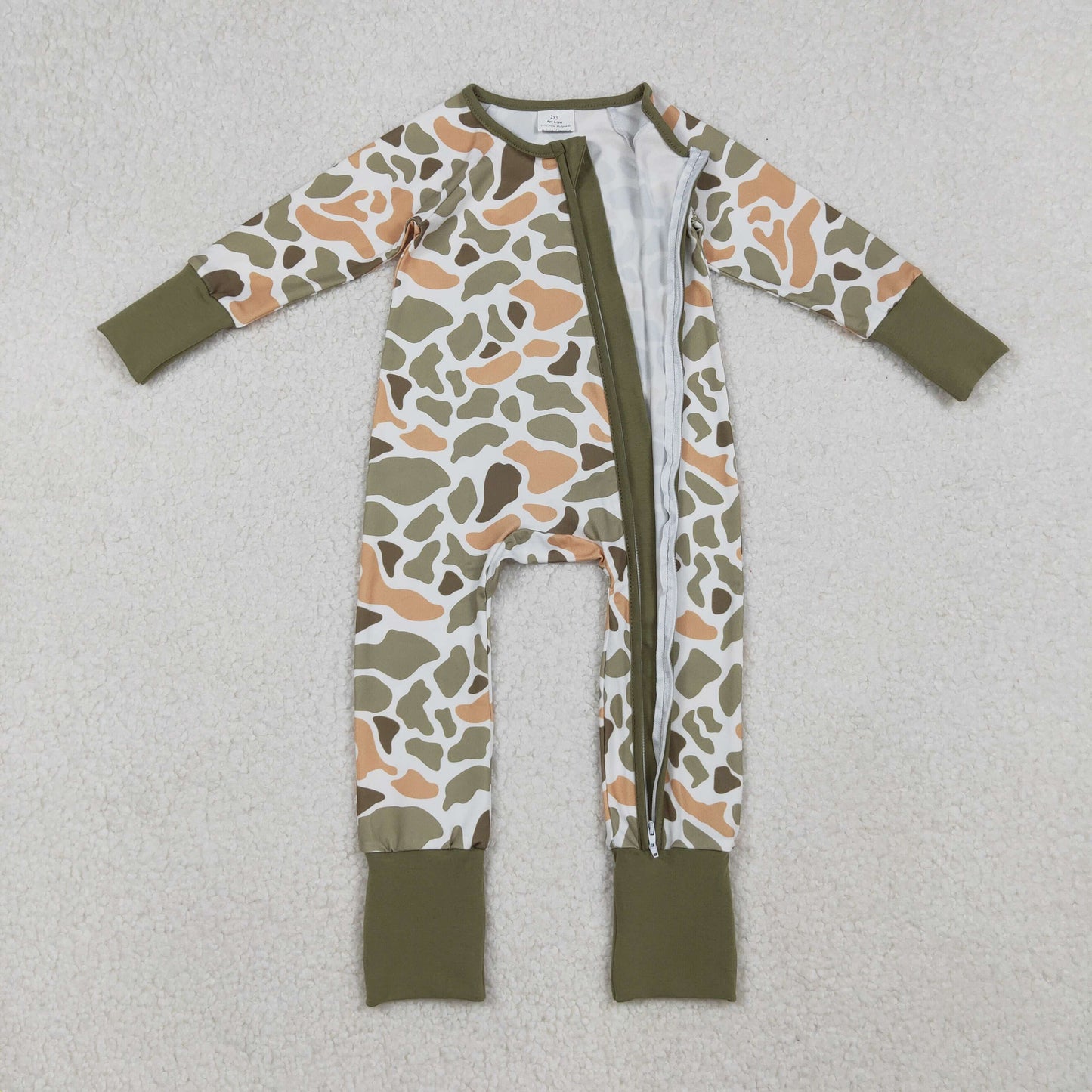 LR2578 Green Camo Print Baby Fall Zipper Sleeper Romper