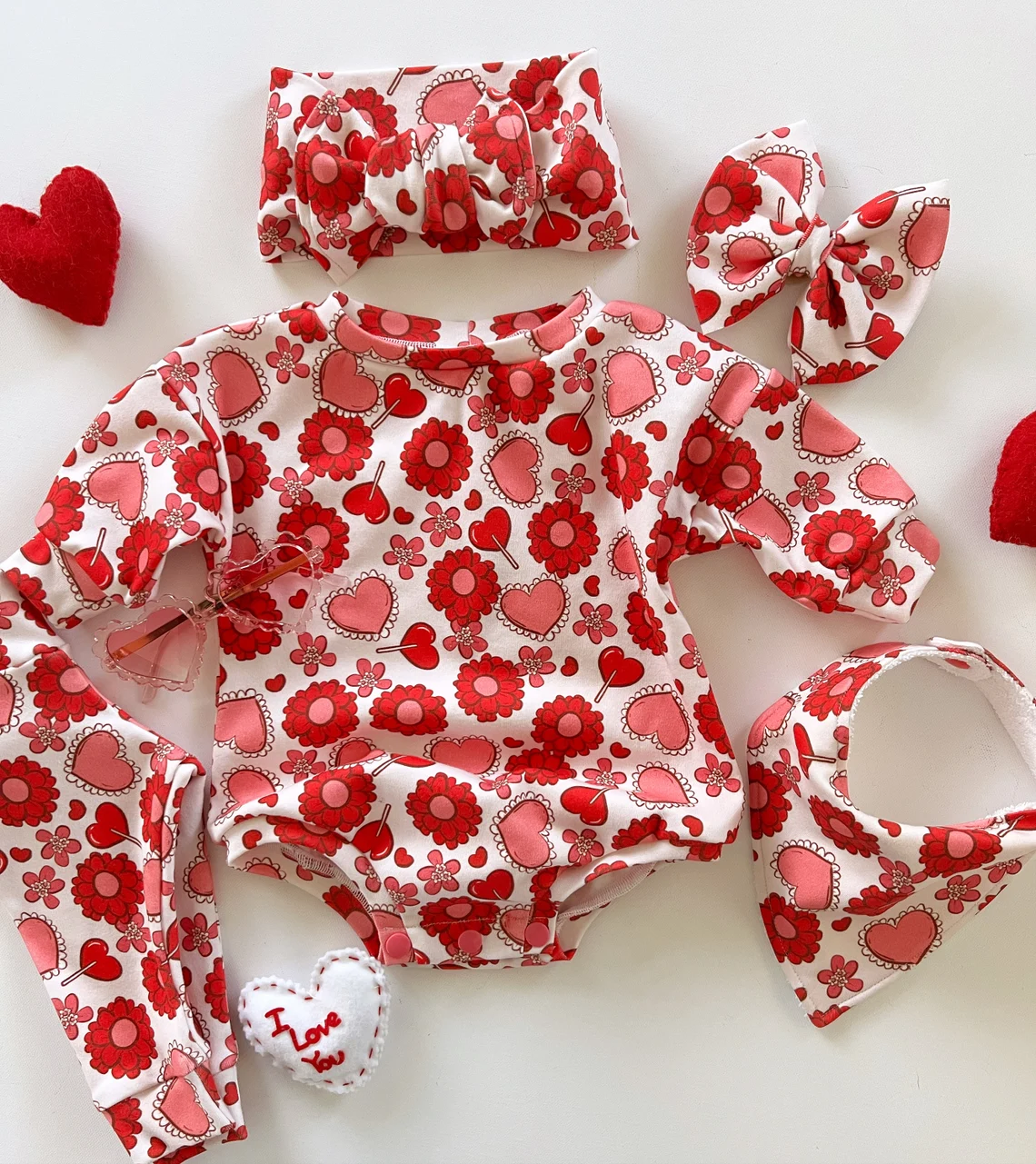 (Pre-order)LR2758 Heart Flowers Red Print Baby Girls Valentine's Day Romper