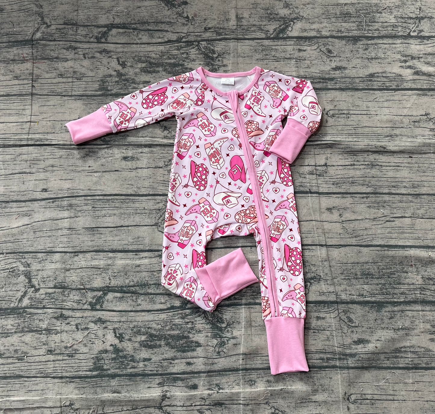(Pre-order)LR2855 Hat Boots Heart Pink Print Baby Girls Valentine's Day Zipper Sleeper Romper