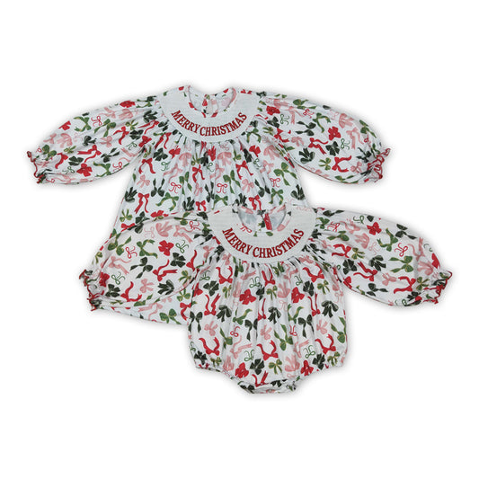 MERRY CHRISTMAS Embroidery Red Green Bows Sisters Smocked Matching Clothes