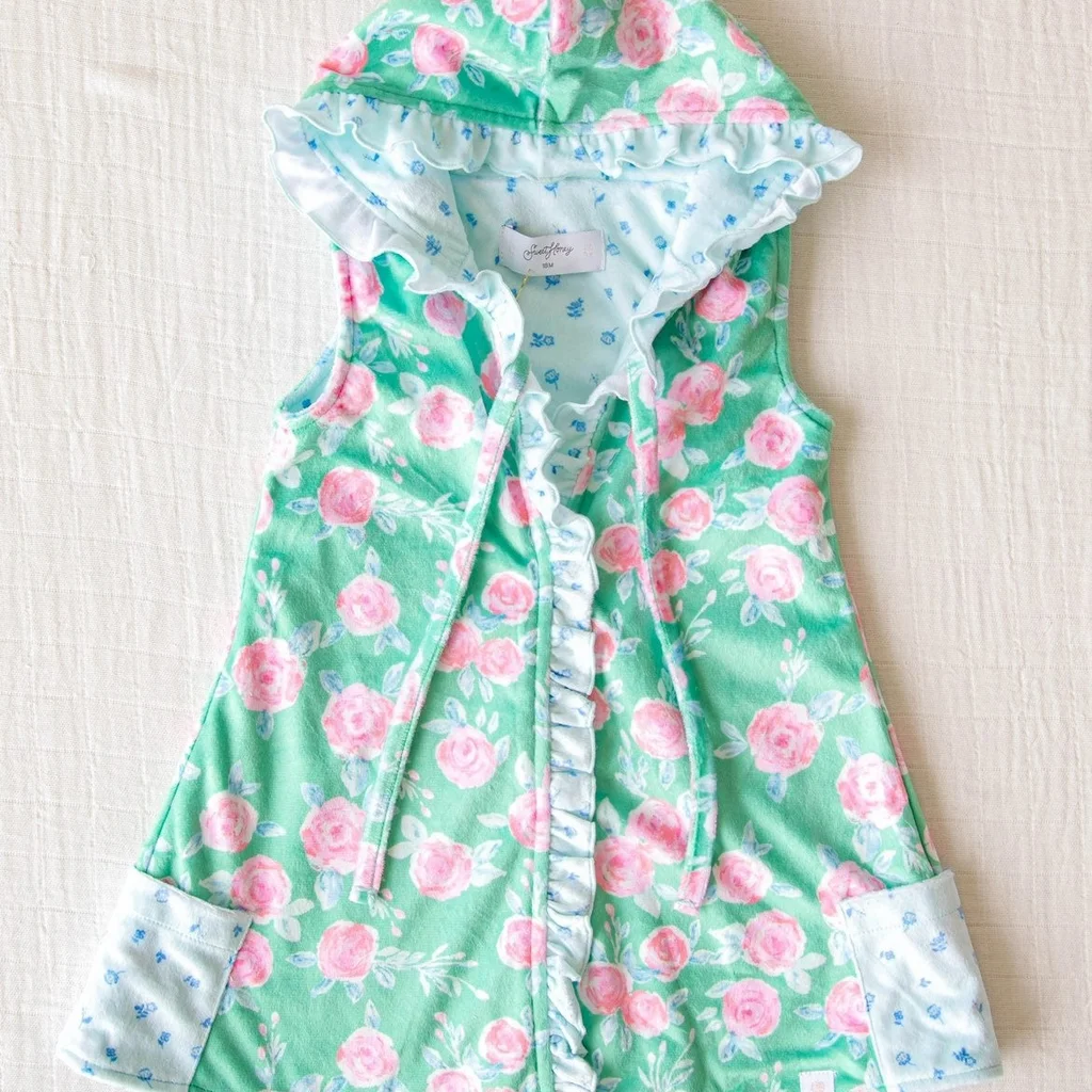 NO.1 (Custom Design Preorder MOQ 5) Green Flowers Print Girls Hooded Swimming Coverup