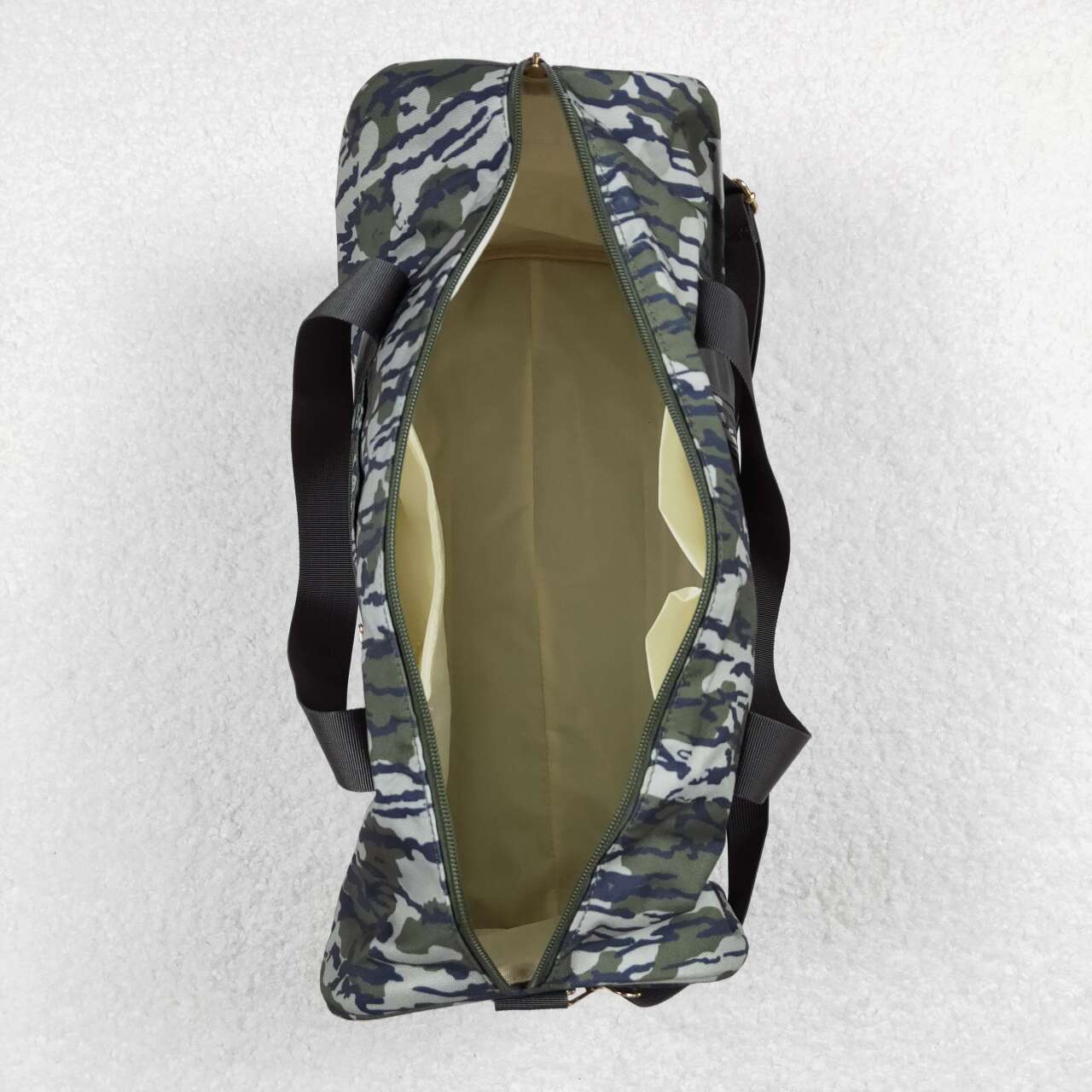 BA0159 Green Camo Hunting Print Gym Bag