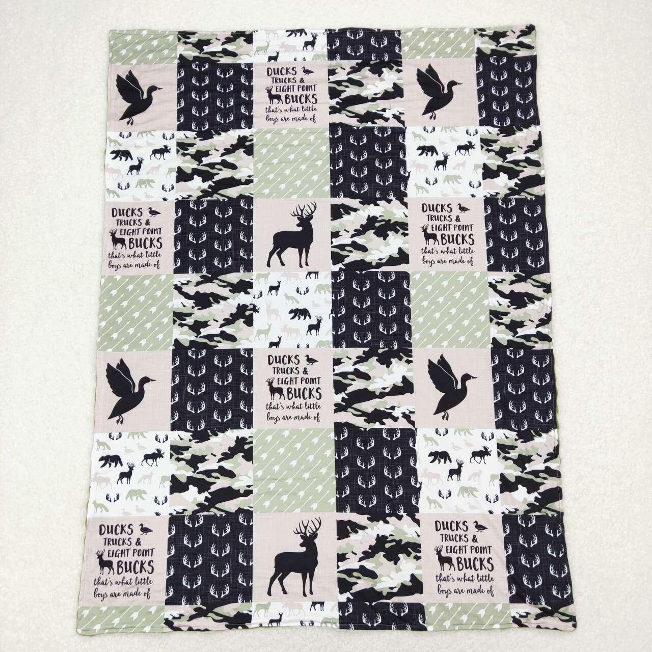 BL0071 Green Camo Deer Duck Print Go Hunting Blanket