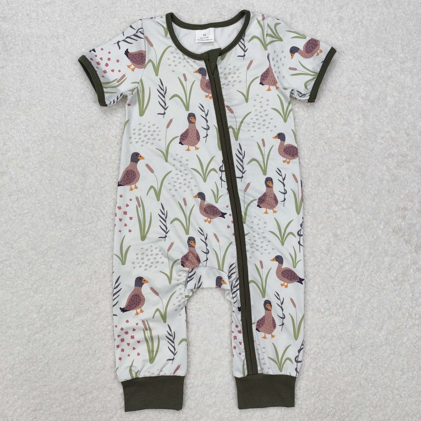 SR2086 Duck Print Baby Boys Short Sleeve Sleeper Zipper Romper