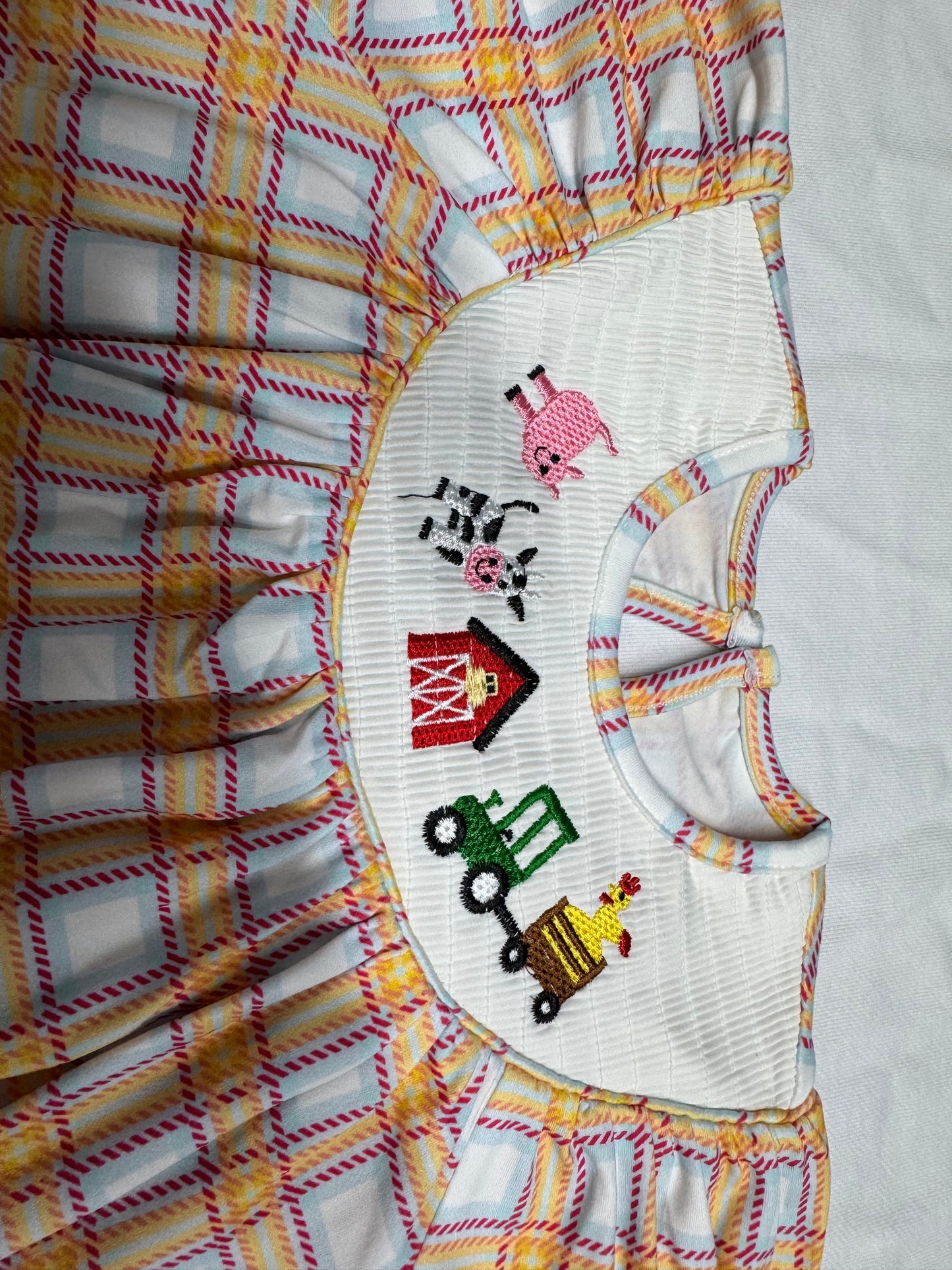 SR2982 Farm Animals Embroidery Plaid Baby Girls Smocked Bubble Romper