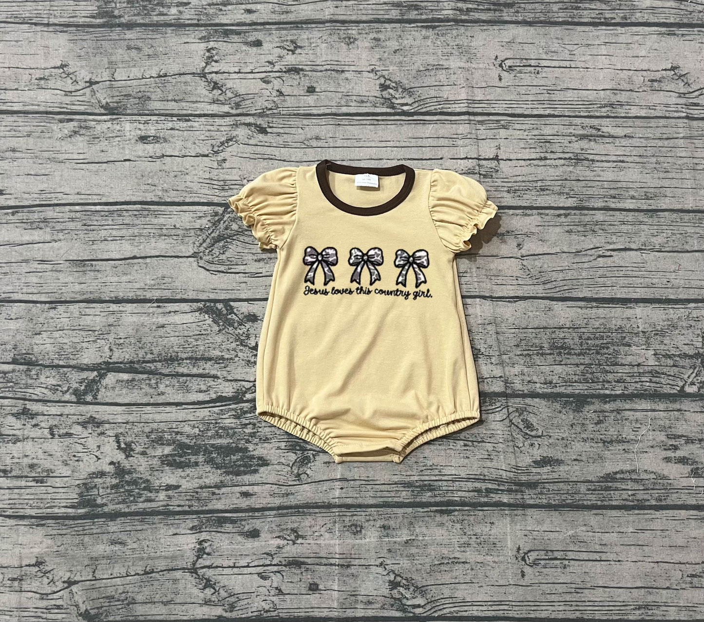 (Pre-order)SR3281 Jesus Loves This Country Girl Camo Bows Print Baby Girls Summer Romper