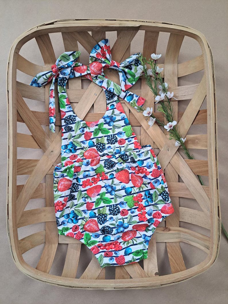 (Pre-order)SR3944 Berries Print Baby Girls Summer Strap Romper