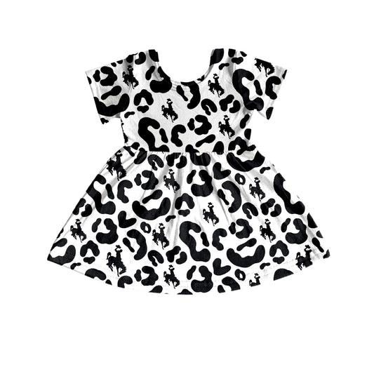 (Custom Design Preorder MOQ 5) Team's Smackover Black Leopard Print Girls Short Sleeve Knee Length Dress