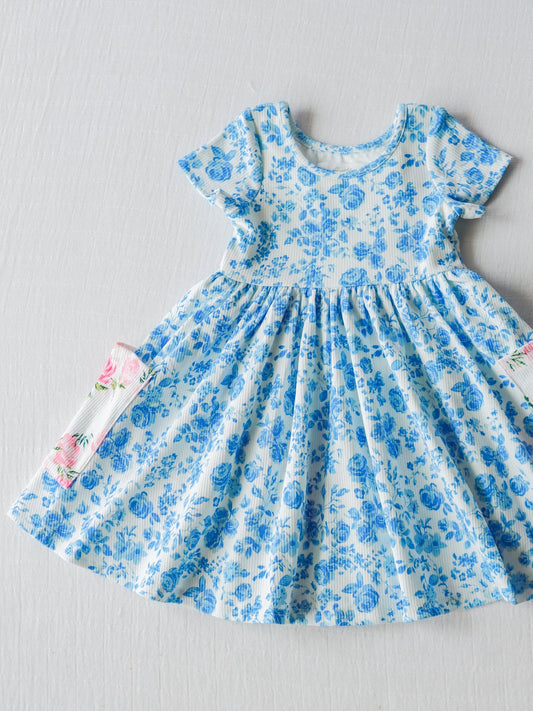 (Custom Design Preorder MOQ 5) NO.7 Blue Flowers Print Pockets Girls Knee Length Summer Dress