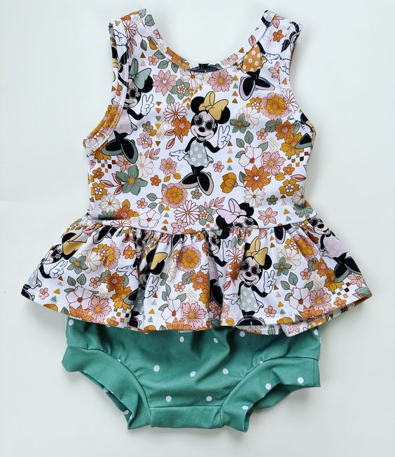 (Custom Design MOQ 5) Cartoon Mouse Flowers Print Baby Girls Bummie Set