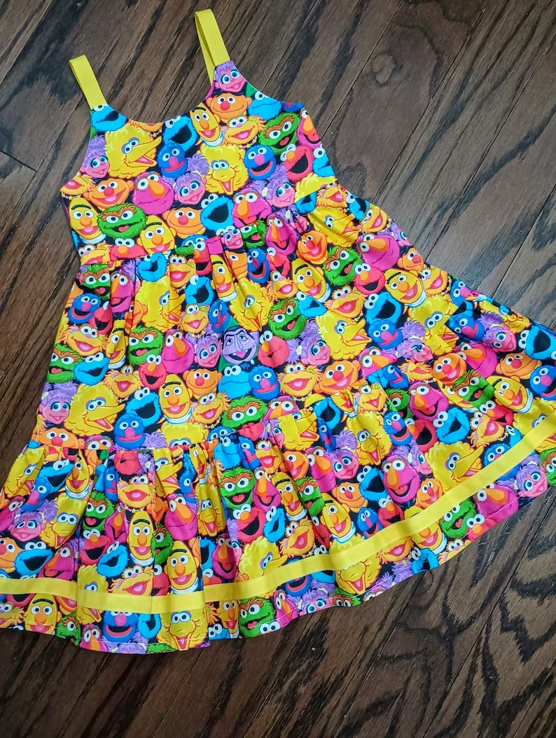 (Custom Design Preorder MOQ 5) Colorful Cartoon Character Print Girls Knee Length Summer Dress