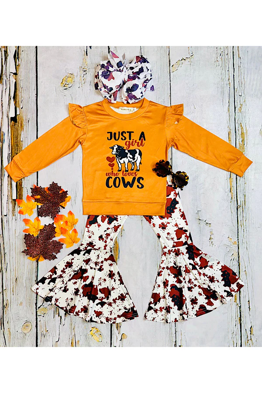 (Custom Design MOQ 5) Just A Girl Who Loves Cows Girls Clothes Set