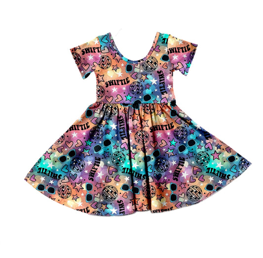 (Custom Design Preorder MOQ 5) Singer Design Heart Tie-dye Print Girls Knee Length Dress