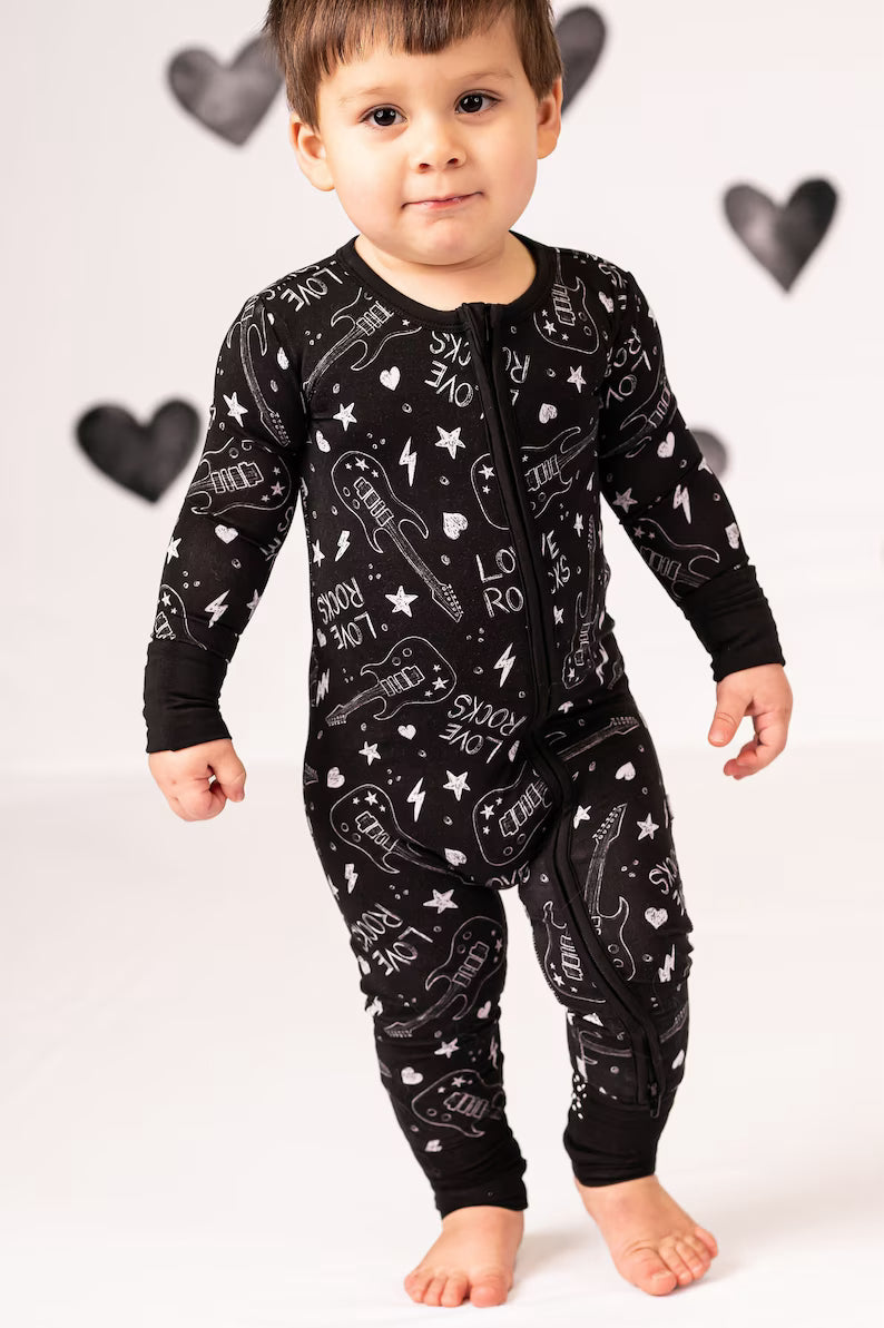 (Custom Design Preorder MOQ 5) Love Rocks Print Baby Boys Fall Sleeper Zipper Romper