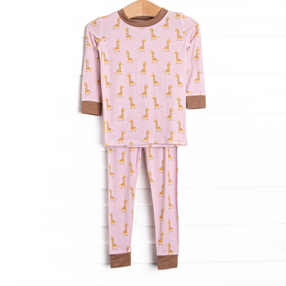 (Custom Design Preorder MOQ 5) Giraffe Pink Print Girls Pajamas Clothes Set