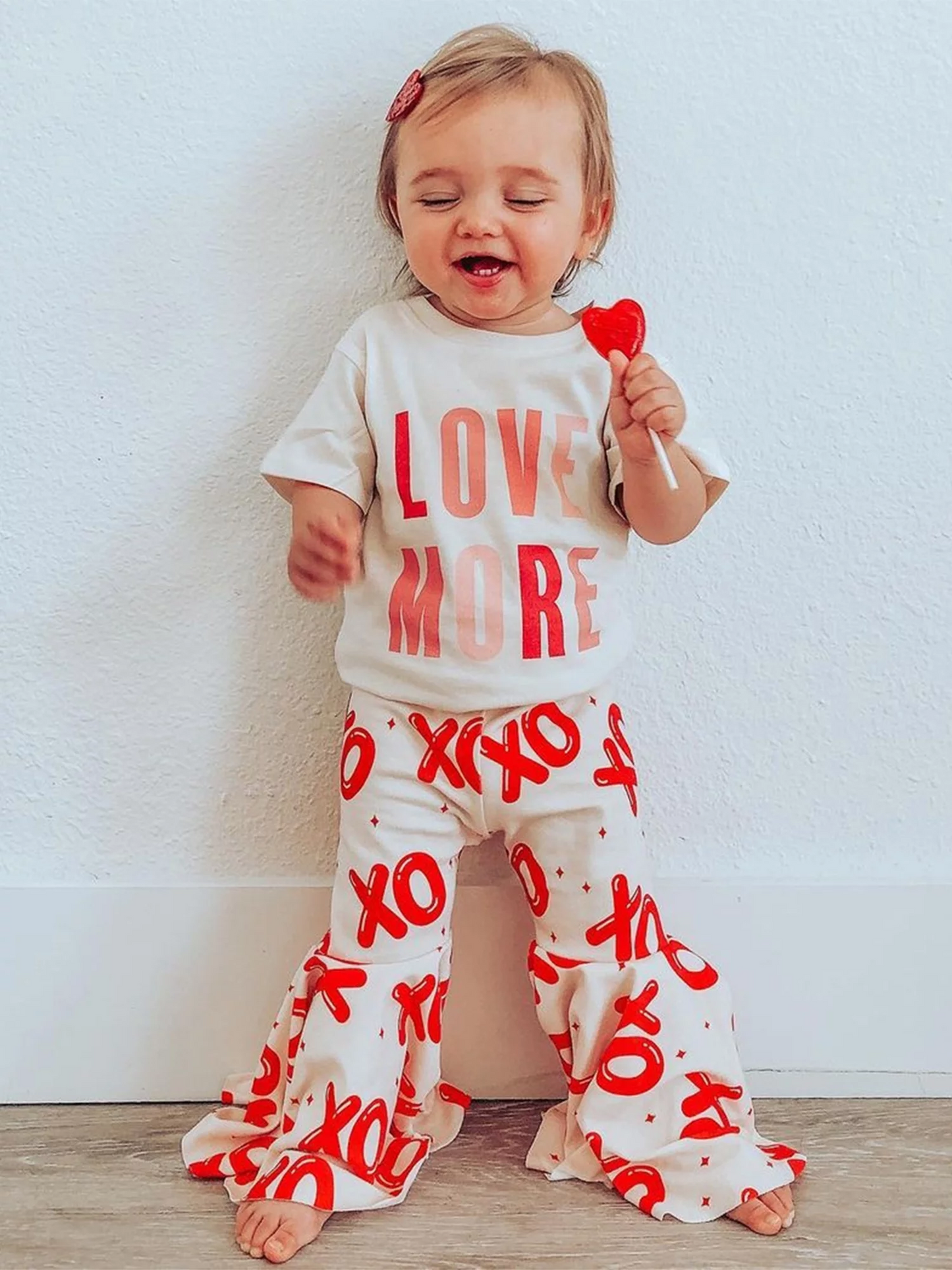 GSPO1122 LOVE MORE XOXO Print Girls Valentine's Clothes Set