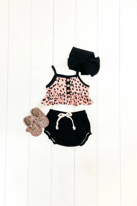 (Custom Design Preorder MOQ 5) Leopard Top Black Shorts Baby Girls Summer Bummie Sets