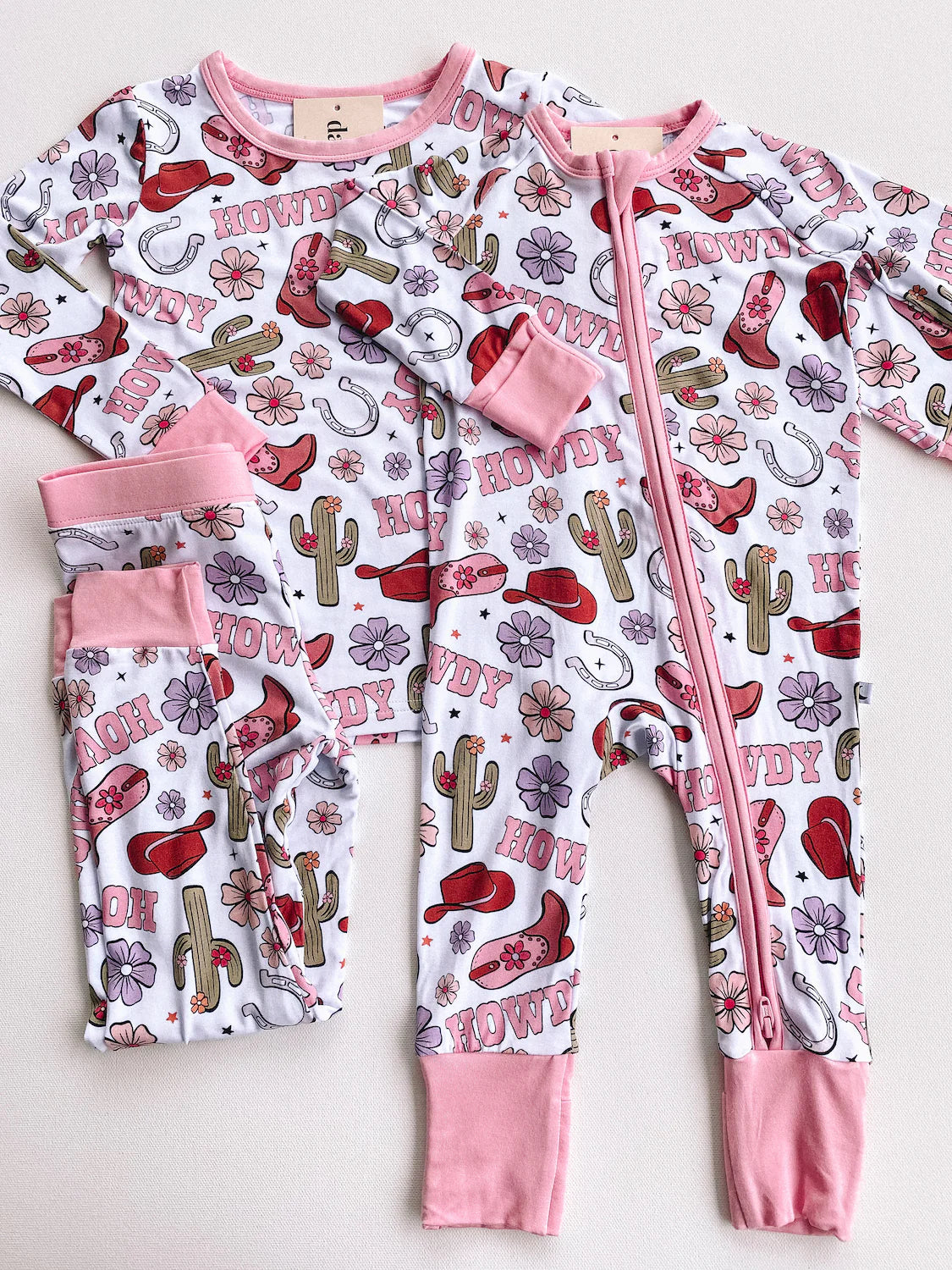 (Custom Design Preorder MOQ 5) Howdy Flowers Boots Print Baby Girls Fall Western Sleeper Zipper Romper