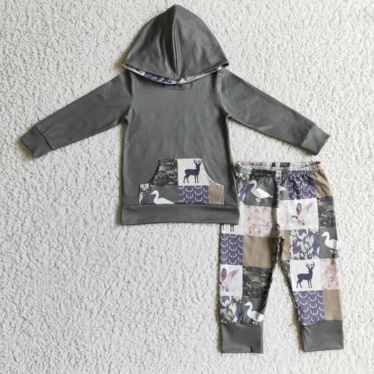 Boys hunting print hooded outfits         BLP0133