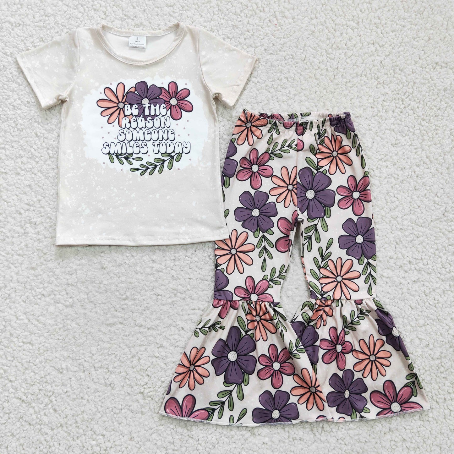 Girls Be the reason someone smiles today outfit  GSPO0348